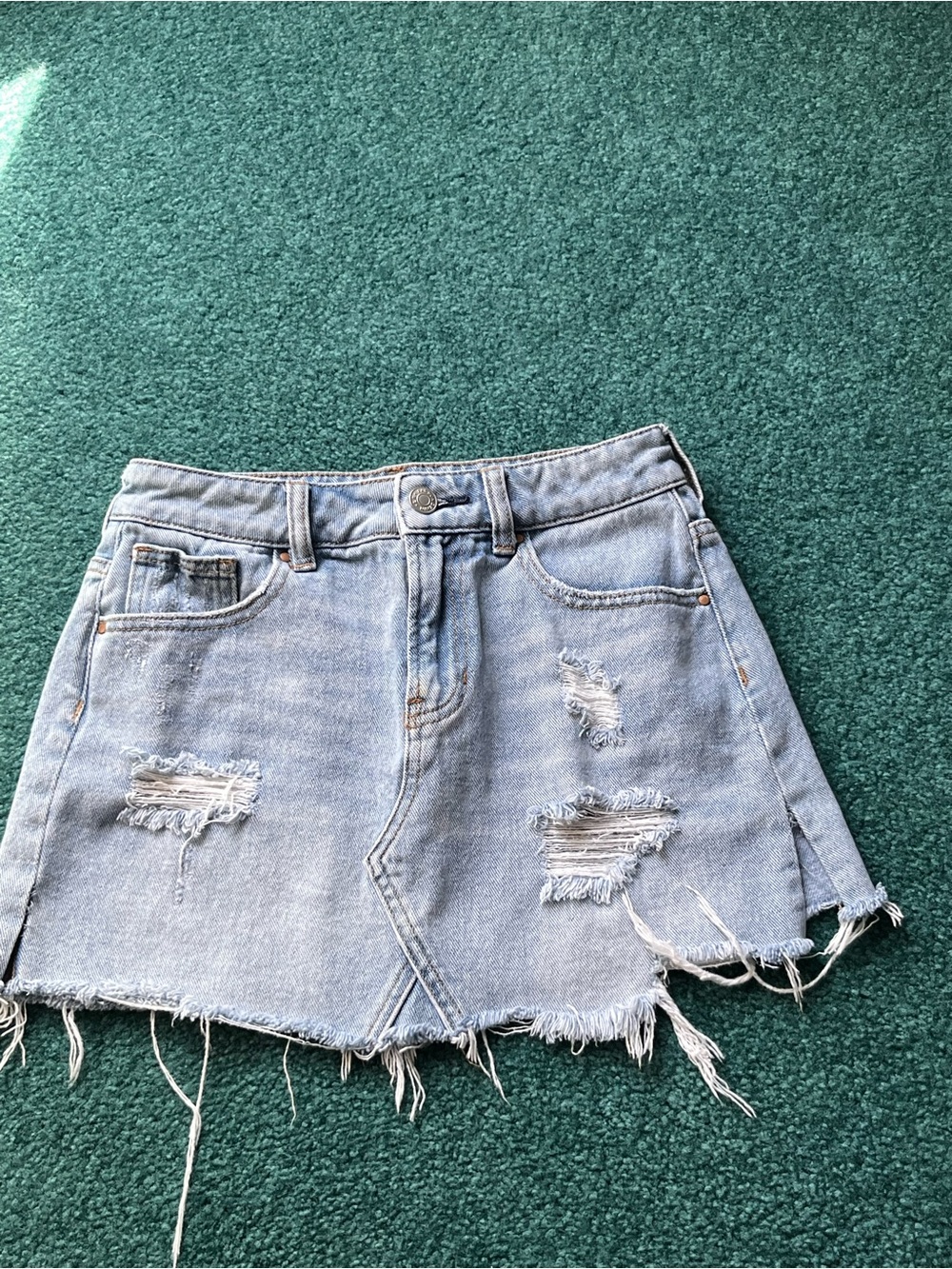 PacSun Distressed Denim Mini Skirt Light Wash size 24 Y2K